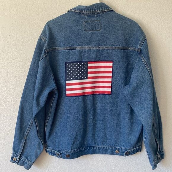 Disneyland Resort American Flag Embroidered Denim Jacket Size Medium - Picture 1 of 7